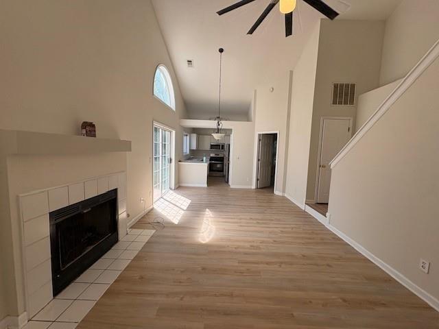 Foto del edificio - 665 Chantress Ct