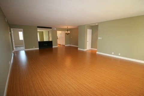 Building Photo - 420 Fairview Ave