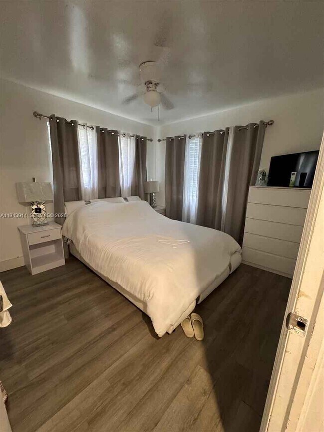 Foto del edificio - 5721 SW 41st St