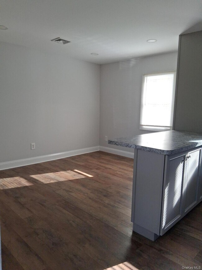 Foto del edificio - 218 NY-199