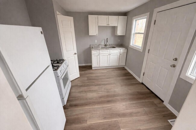 Foto del edificio - 3526-28 E 9th Ave