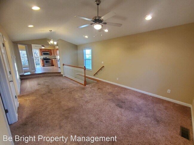 Foto del edificio - 3 br, 3 bath House - 1721 Dunklin