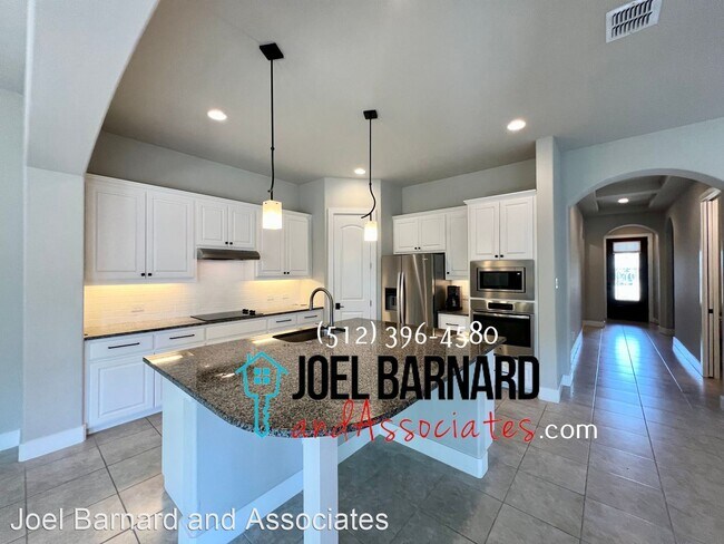 Building Photo - 3 br, 2.5 bath House - 446 Stagecoach Trail