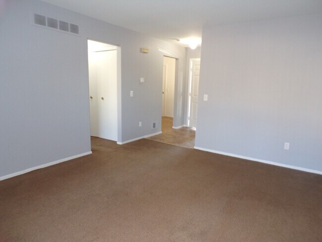 Foto del edificio - 3438 Heritage Pkwy
