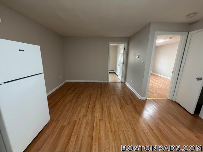 Foto del edificio - 134 Willard St