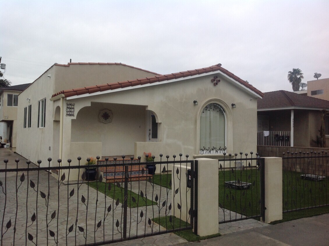 Page 3 190 Apartments for Rent in 90016, CA Westside Rentals