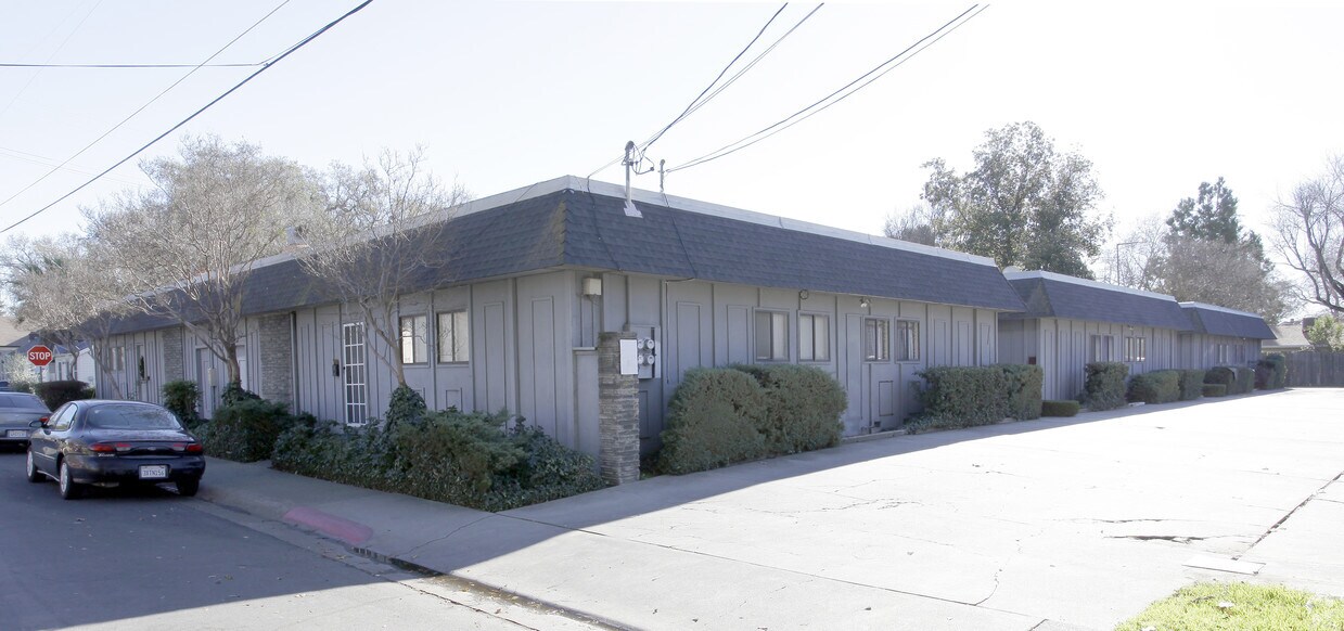 Primary Photo - 604-612 Mckinley Ave