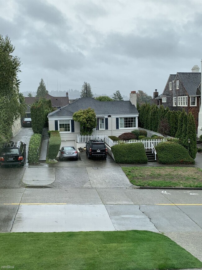 Building Photo - 3 br, 2 bath House - 1512 28th Avenue West