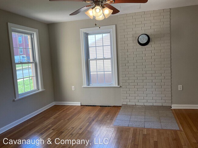 Building Photo - 3 br, 1 bath House - 16 Evergreen Ave