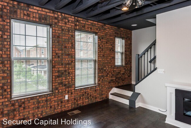 Building Photo - 3 br, 3.5 bath House - 503 Brownstone Row