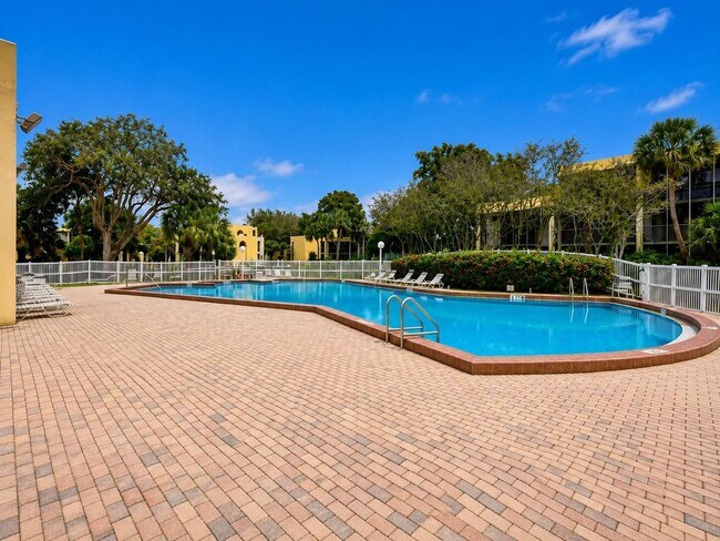 Foto del edificio - 2910 SW 87th Terrace