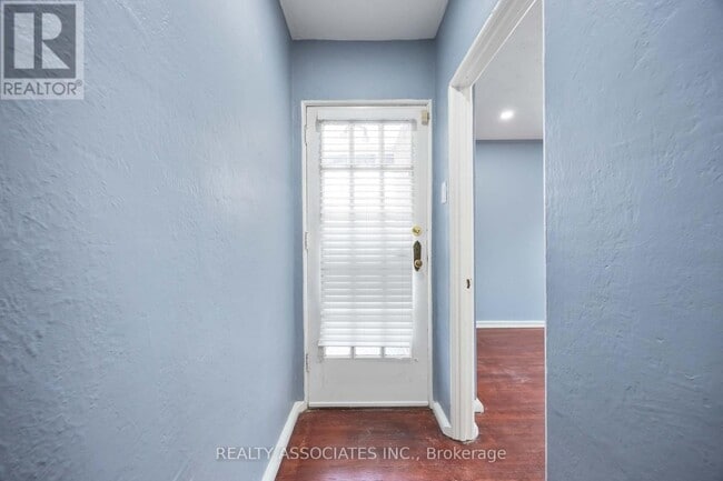 Building Photo - 162 Millwood Rd