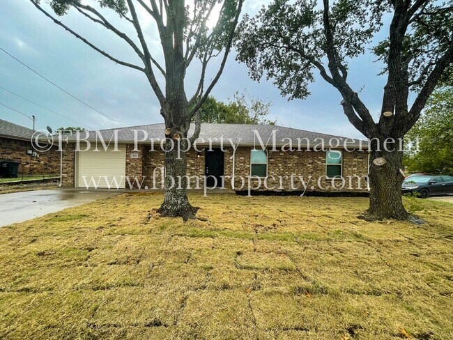 Foto del edificio - 429 W Jefferson St