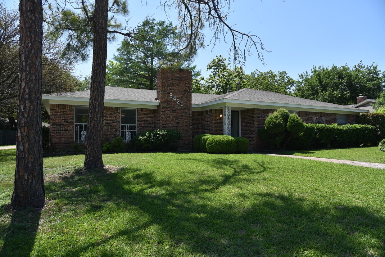 Primary Photo - 6420 San Juan Ave
