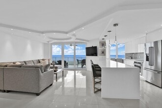 Building Photo - 550 S Ocean Blvd
