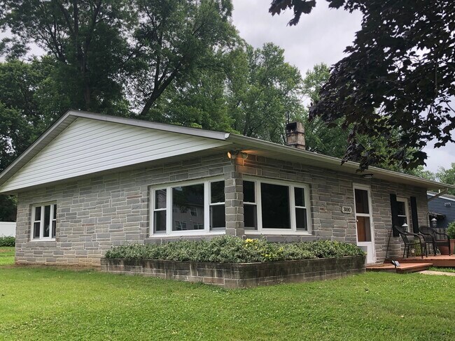 Foto del edificio - 3000 Virginia Ave