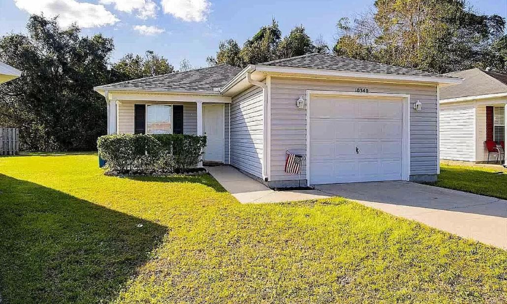 Foto principal - 10340 Chinaberry Ct