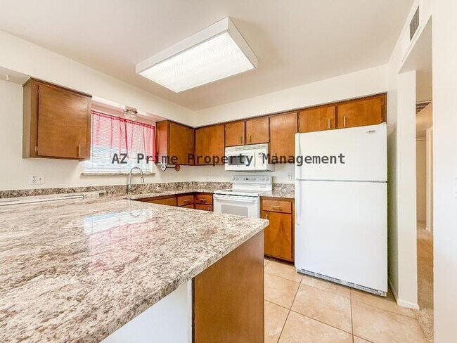 Foto del edificio - 834 W 10th St