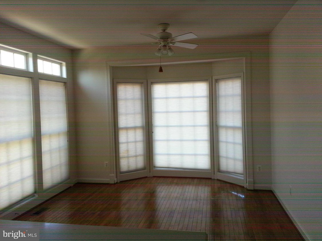 Primary Photo - 9080 Tanyard Ln