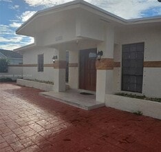 Building Photo - 11470 SW 57th Terrace