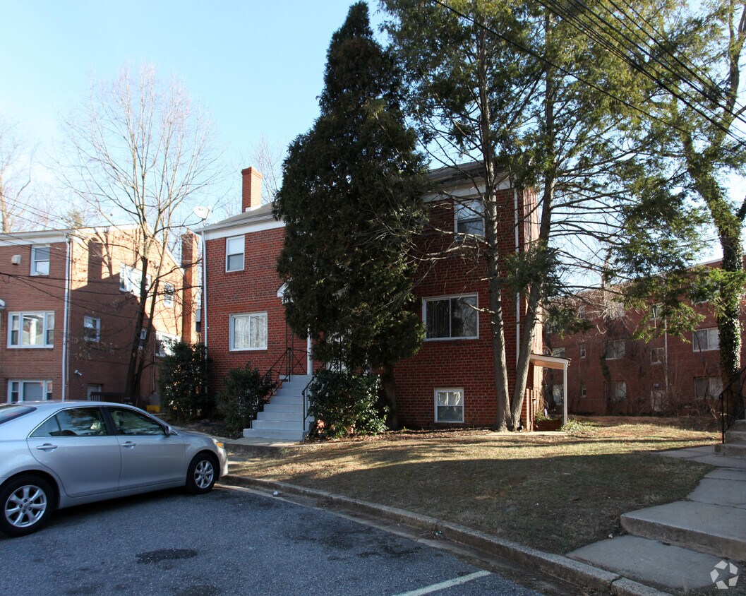 Primary Photo - 8203 Houston Ct