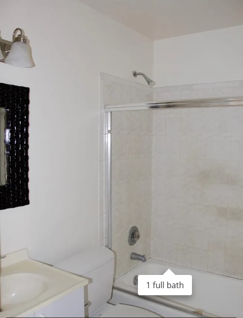 Baño - 2408 Florencita Ave