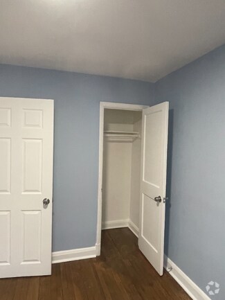 Building Photo - 4006 Edgewood Rd