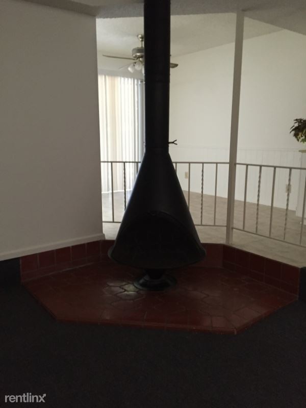 Foto principal - 4001 Burning Tree Dr