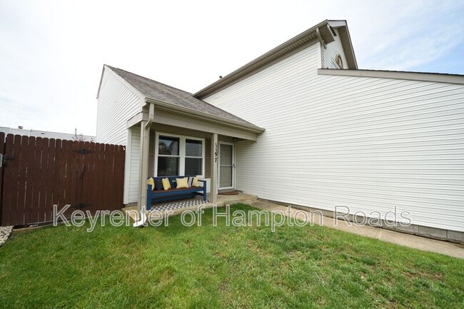 Building Photo - 1197 Dovetail Ct