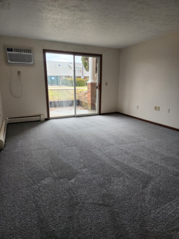 201 Rose Ln St SW Unit 101, North Canton, OH 44720 Room for Rent in