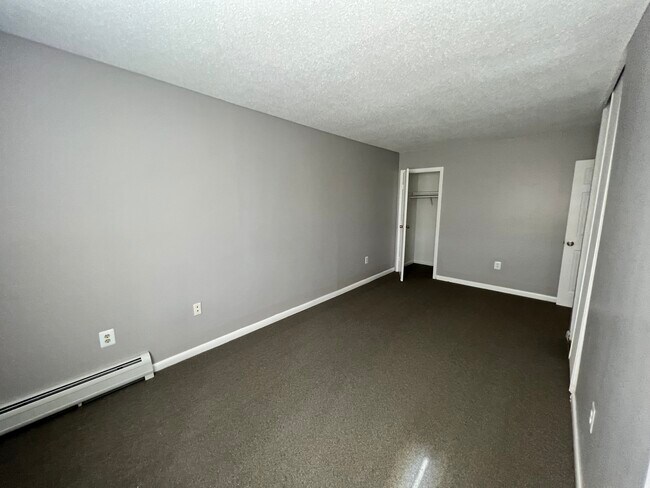 Building Photo - 88 Wakelee Rd