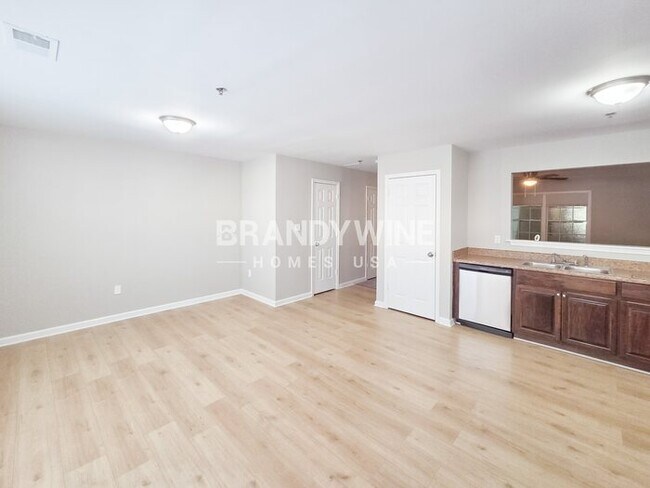 Foto del edificio - 8596 Webb Rd