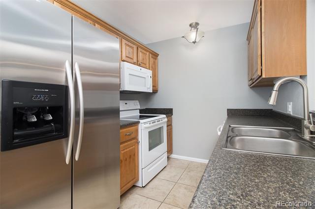 Building Photo - 4577 W Ponds Cir