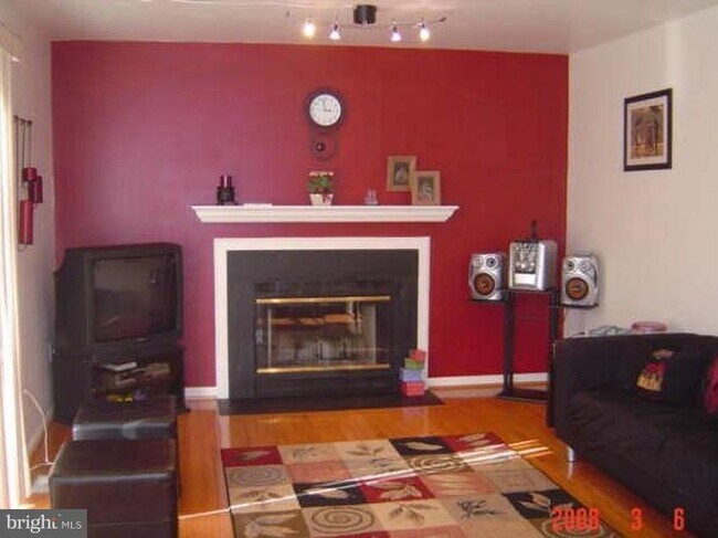 Foto del edificio - 9520 Twilight Ct