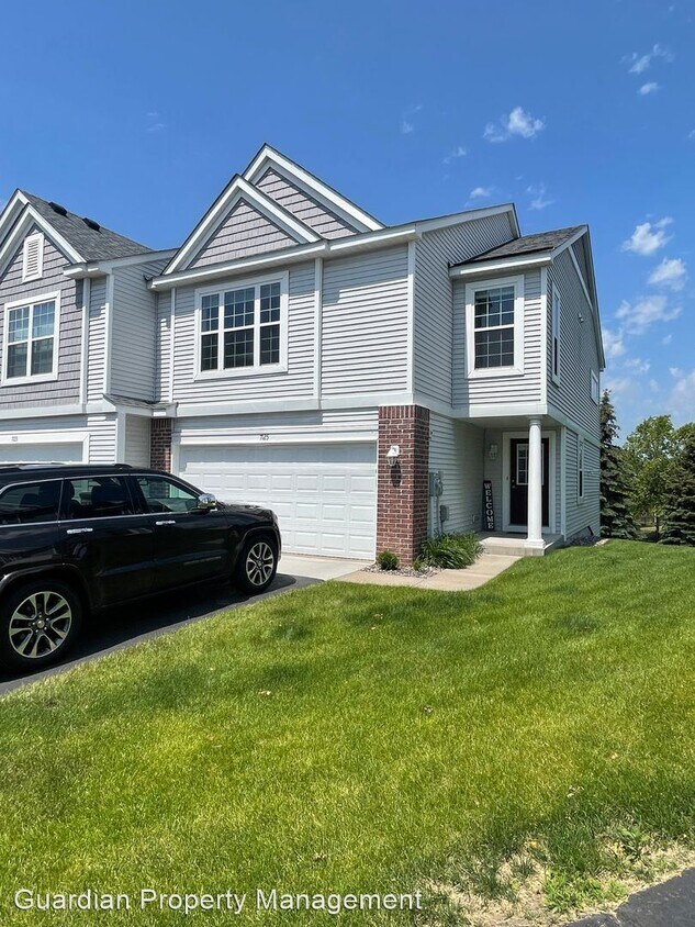 Foto principal - 3 br, 2 bath House - 7125 Merrimac Lane N