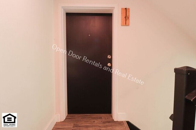 Foto del edificio - 1823 Griswold Dr