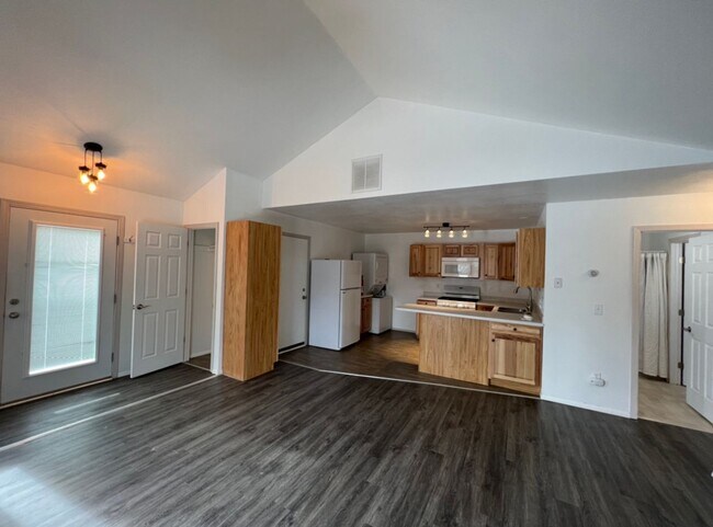 Building Photo - 3601 E Birch View Drive - DD