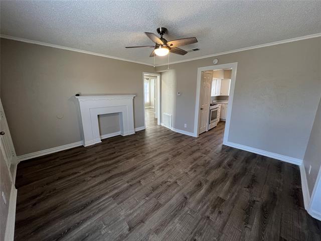 Building Photo - 2423 Lolita Dr