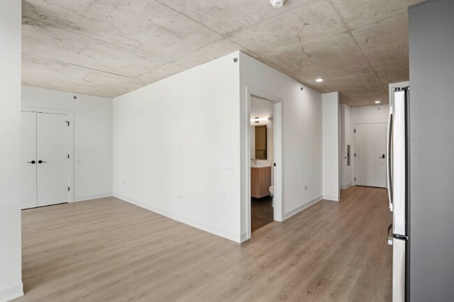 Foto del edificio - 221 W Polk St