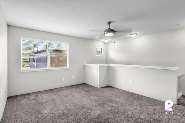 Building Photo - 13100 Stonefield Dr
