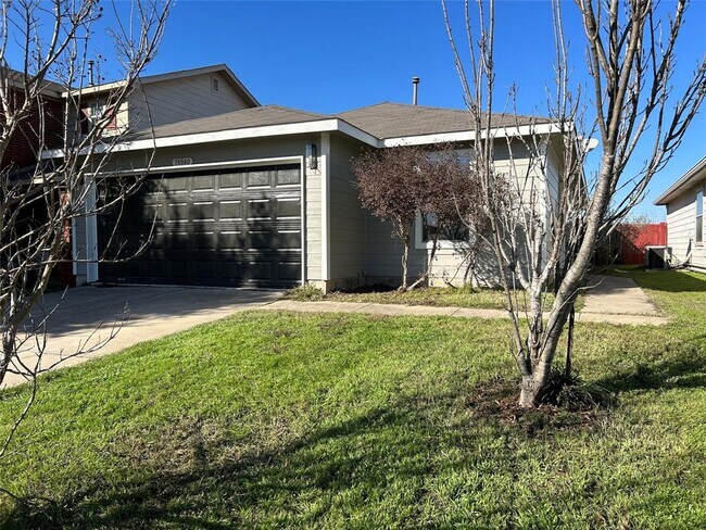 Foto del edificio - 18040 Majestic Elm Ln