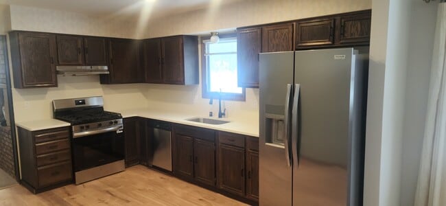 Foto del edificio - 5736 Pembroke Dr