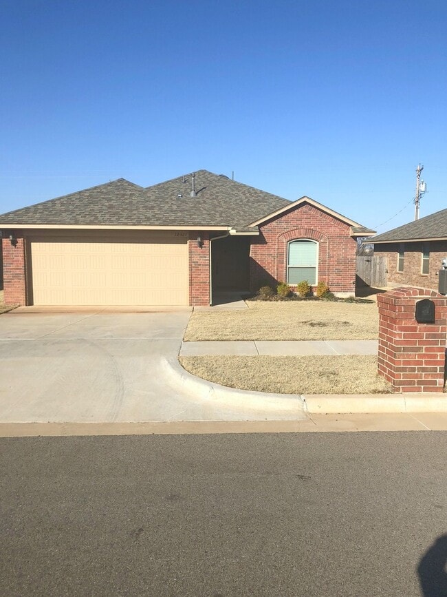 Building Photo - Great house in Heritage Oaks!