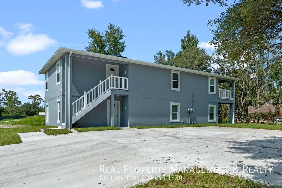 Foto principal - 3 BR / 2 BA Downstairs Condo In Deltona Lakes