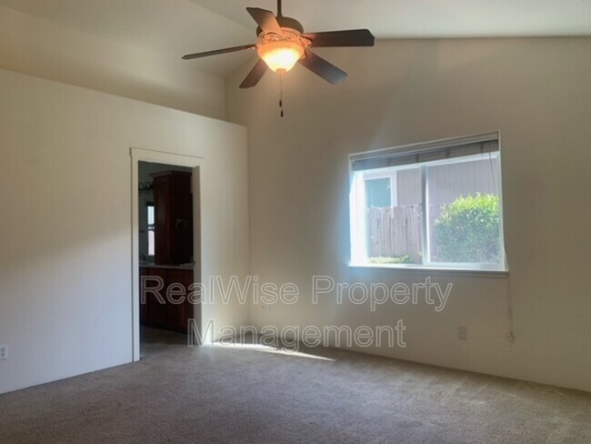 Foto del edificio - 1188 SW Derek Ln