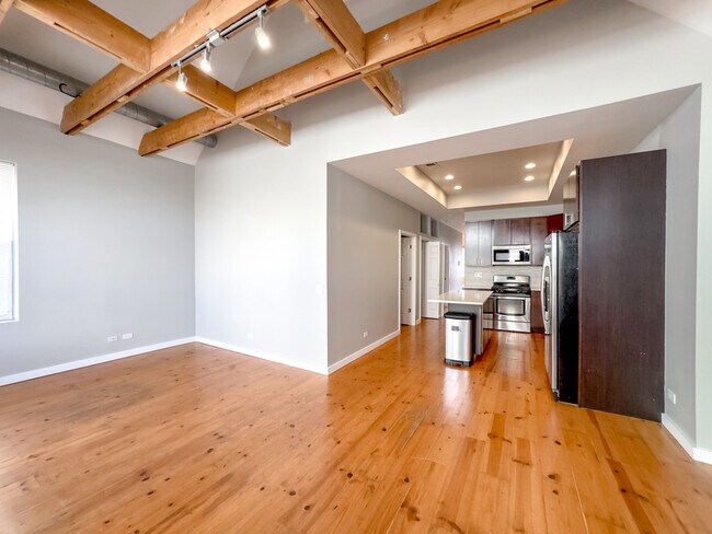 Foto del edificio - 3950 N Ashland Ave