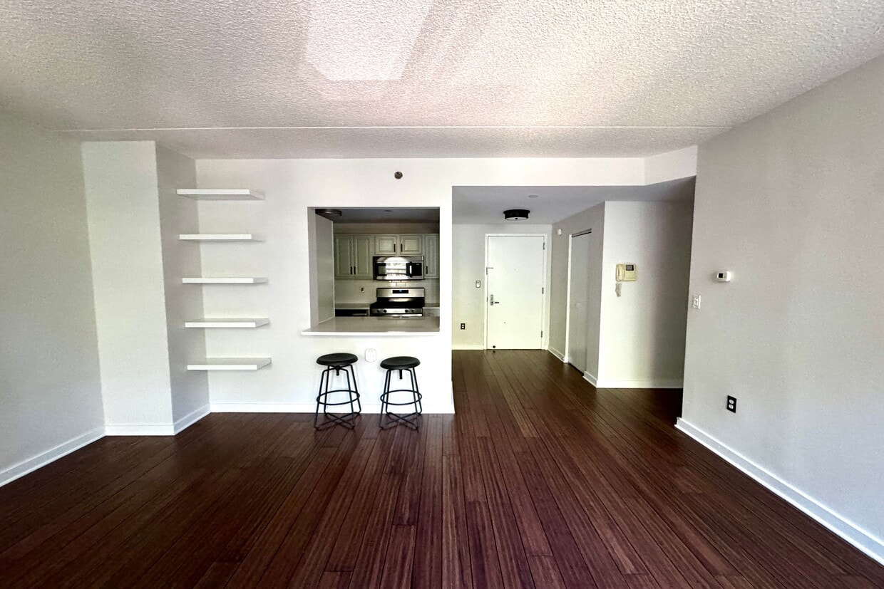 Primary Photo - 130 Bradhurst Ave.