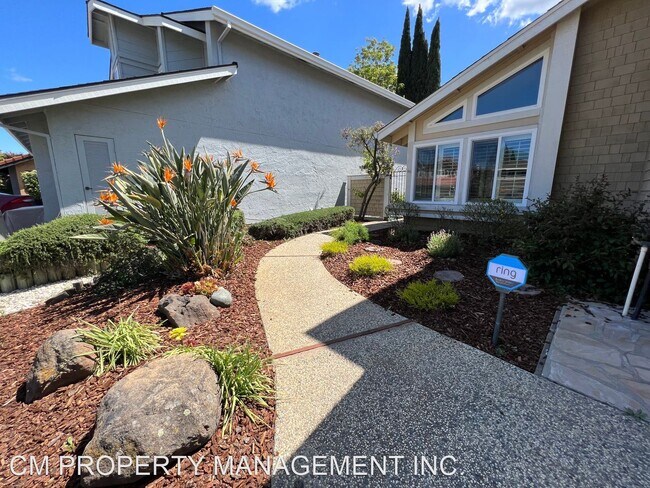 Building Photo - 3 br, 2.5 bath House - 2422 Lascar Place