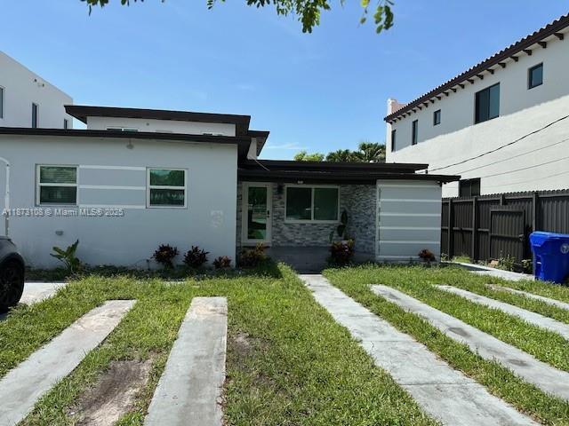 Foto del edificio - 1654 SW 19th St