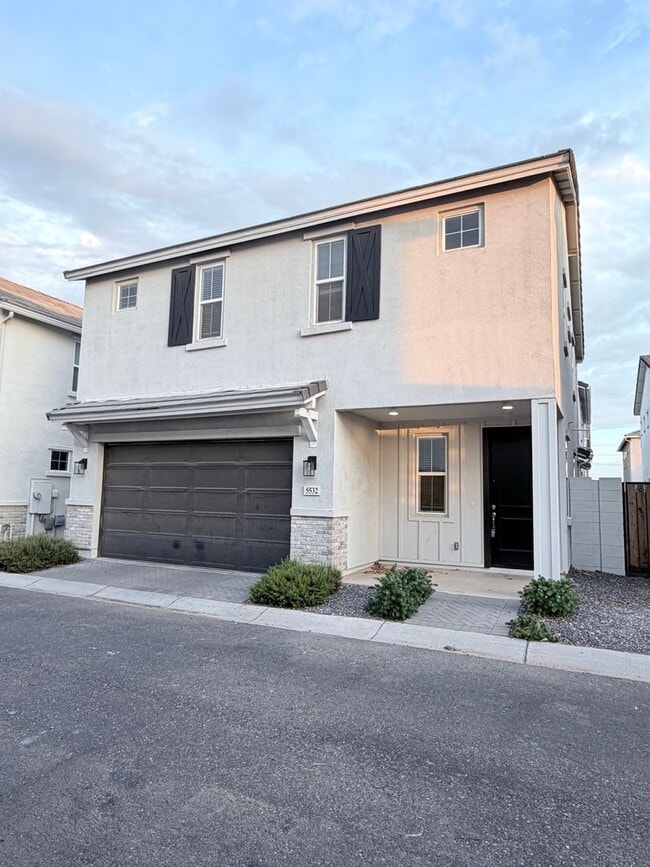Building Photo - 5532 S Dillon Cir